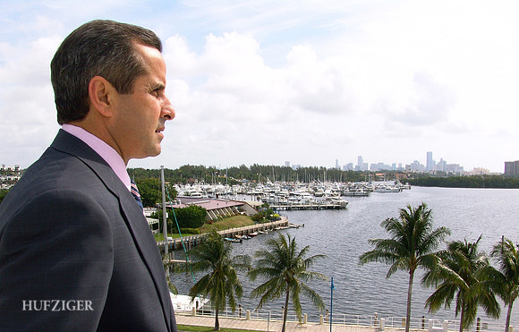 Mayor Manny Diaz