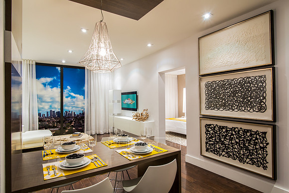 INTOWN -  Sales Center